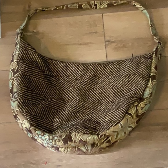 Carole Kyle Fabric Caryall with Flowered Handles- Top Zipper & 2 Pockets - Picture 5 of 8